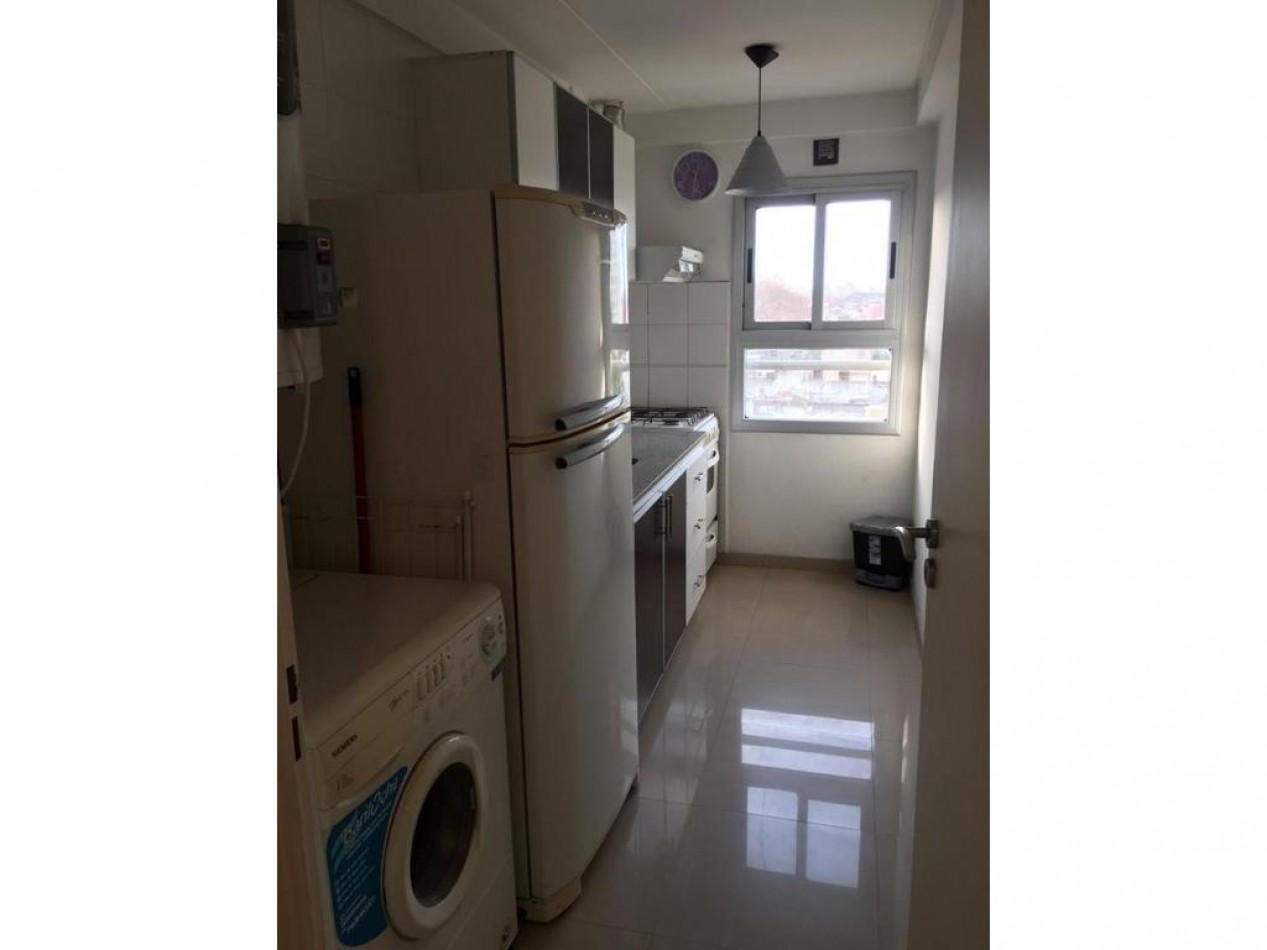 EXCELENTE DEPARTAMENTO 2 AMBIENTES, AMPLIOS Y MUY LUMINOSO