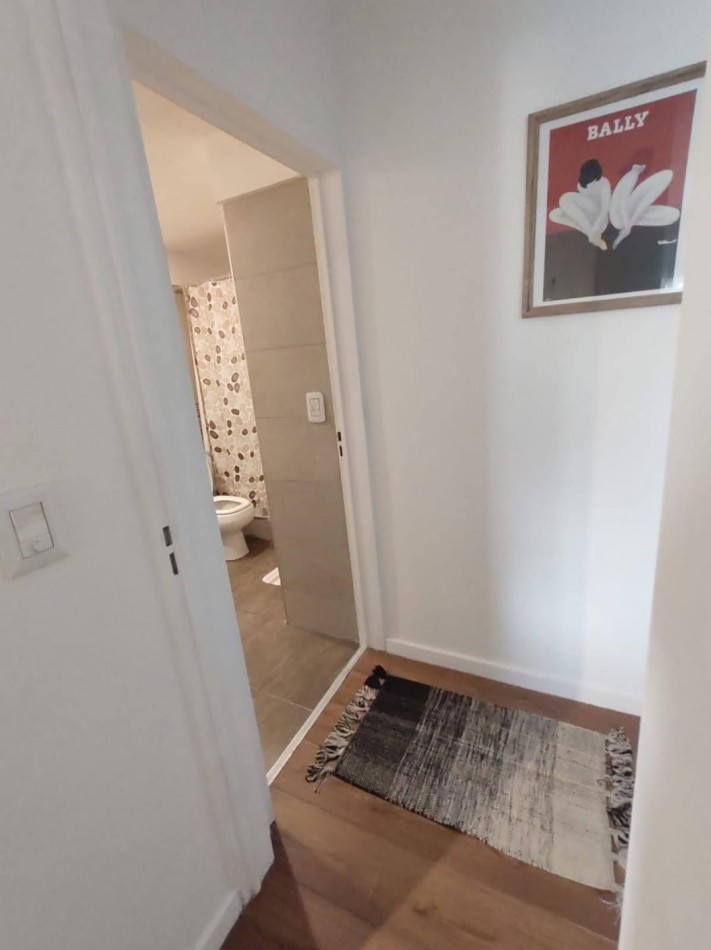EXCELENTE DEPARTAMENTO AL FRENTE CON BALCON ATERRAZADO